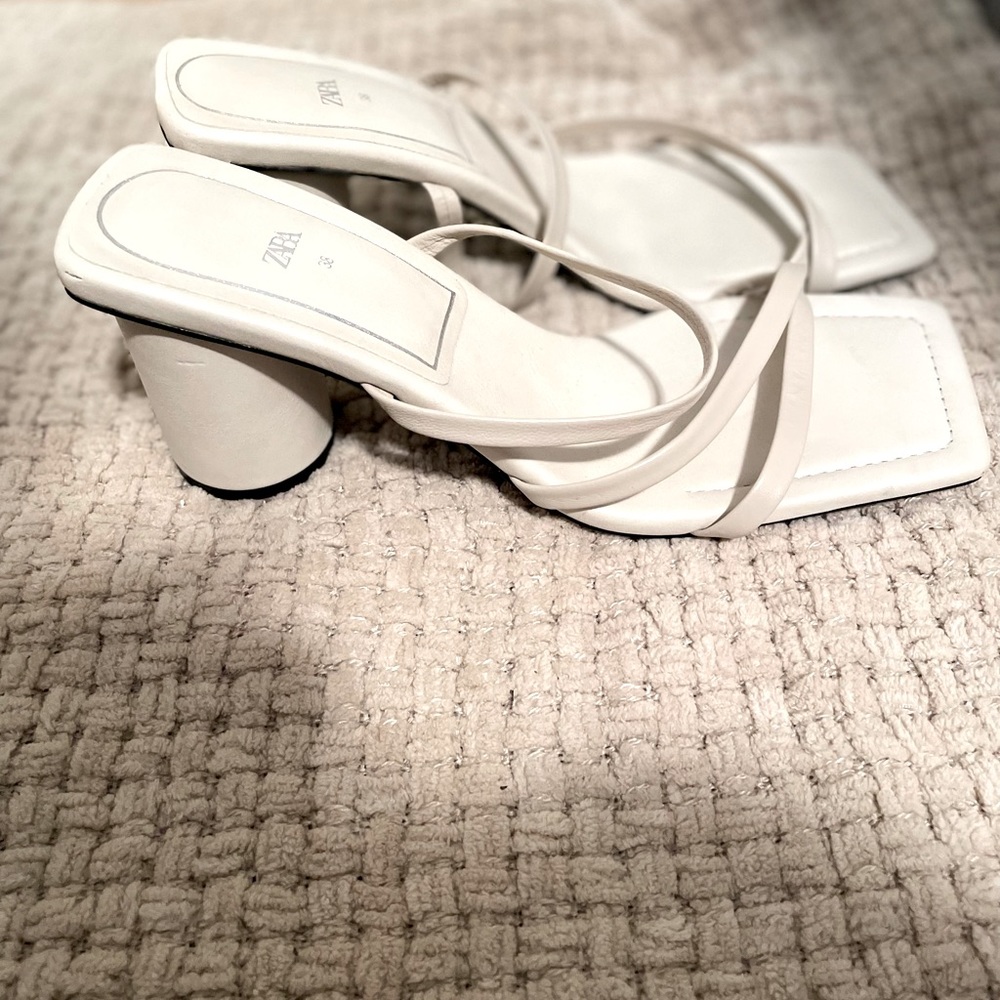 Zara cream color sandals